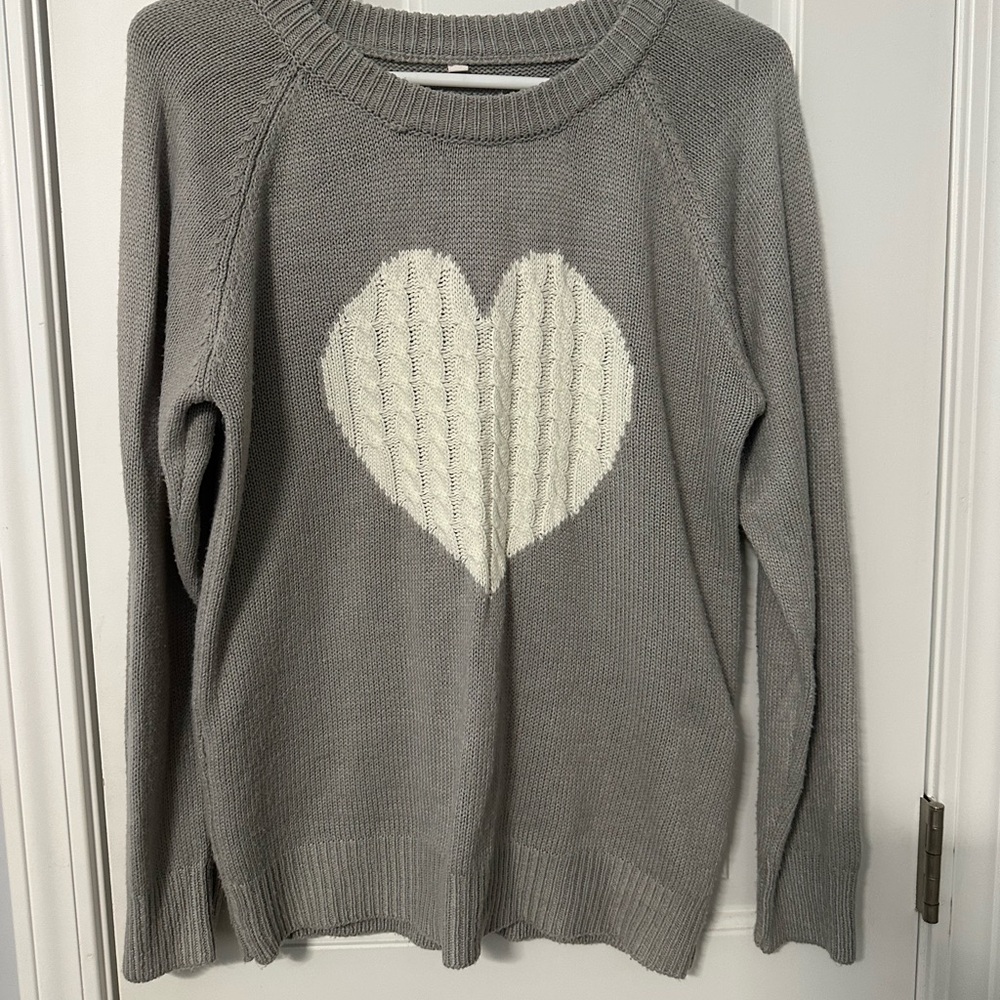 Amazon Gray Crew Neck Sweater with Textured Heart Design